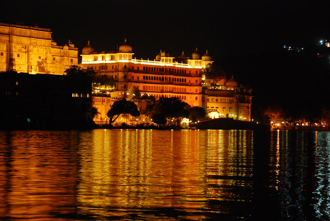 Udaipur 18.11.2014: City Palace at night.