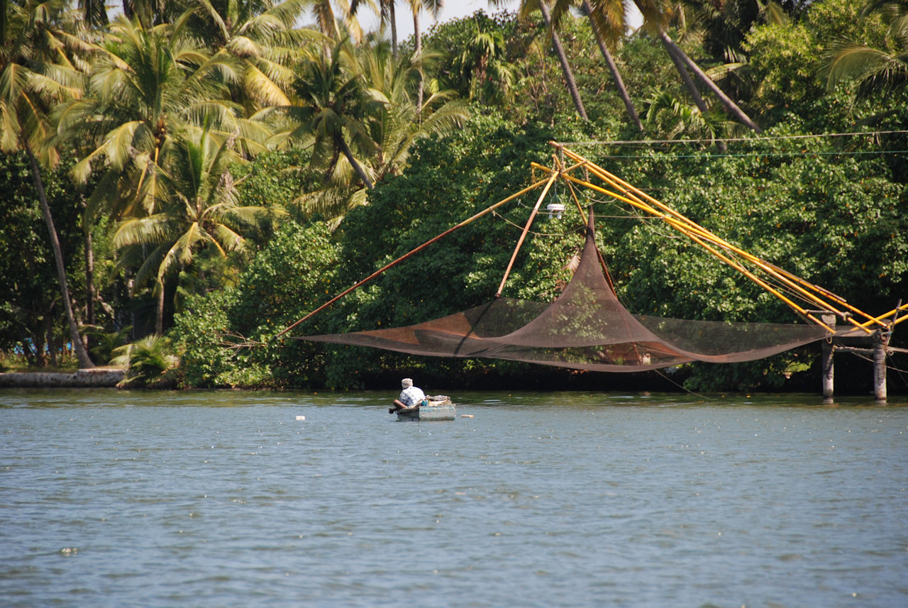 Kollam Ashtamudi Lake 06.01.2012