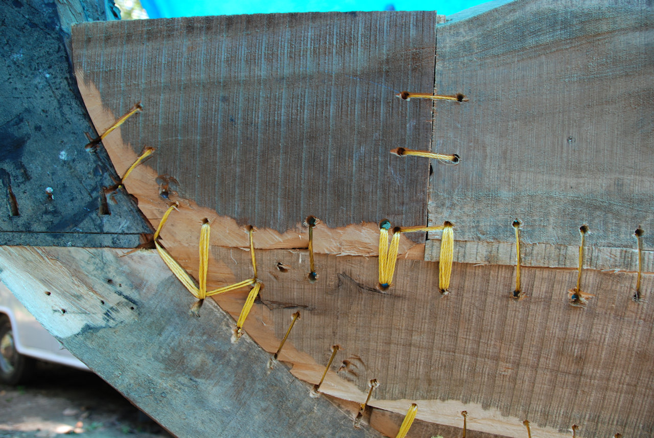 Kollam Munroe Island 05.01.2012: Traditional way of building ships.