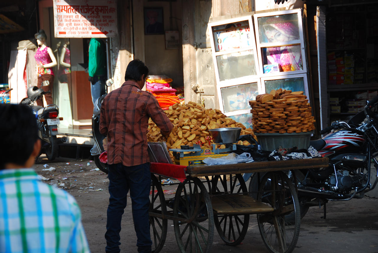 Jodhpur 14.11.2014: Near Sardar Market, downtown Jodhpur.