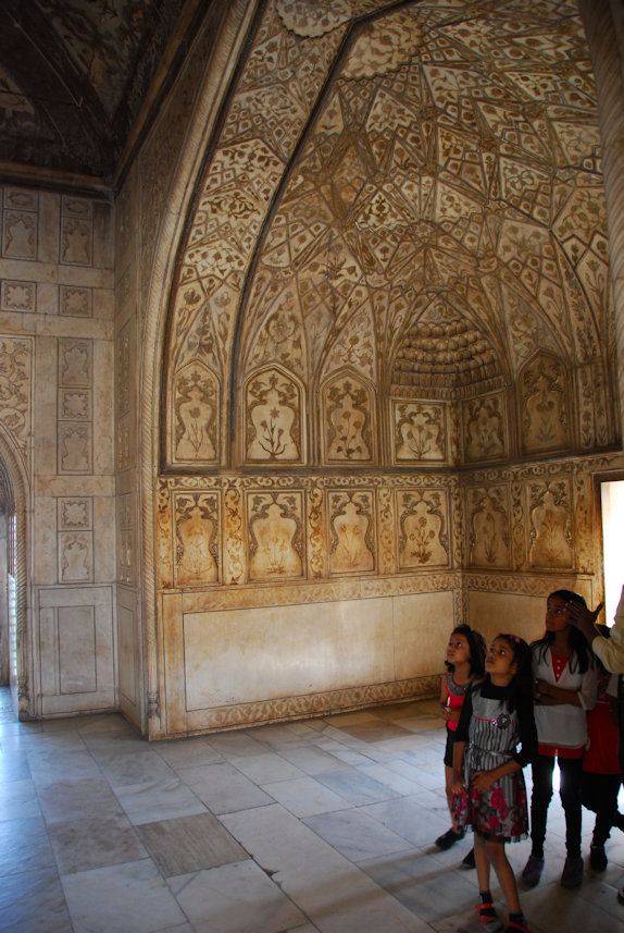 Agra 26.11.2014: Khas Mahal.