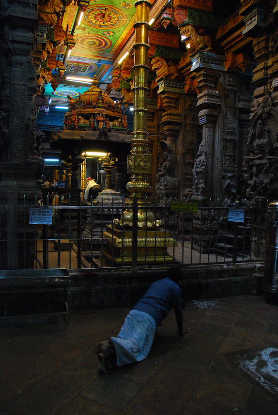 Madurai 14.01.2012: Sri Meenakshi Temple