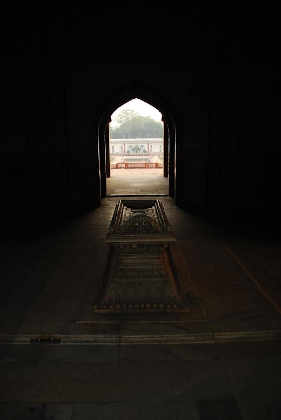Delhi 07.11.2014: Safdarjang's Tomb, sarcophagus in the main chamber.
