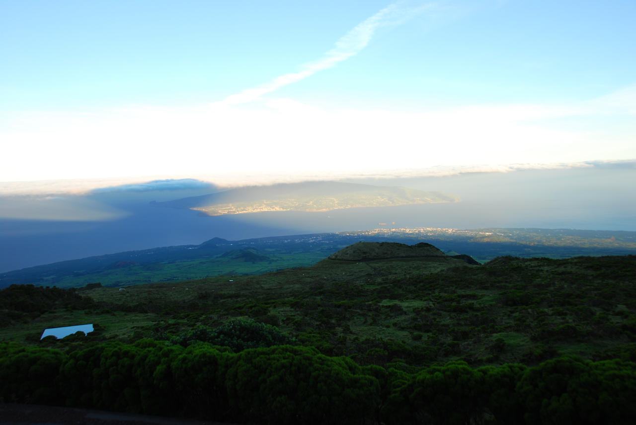 Azores 12.10.2015 - Pico: View of Faial from the slopes of Pico.