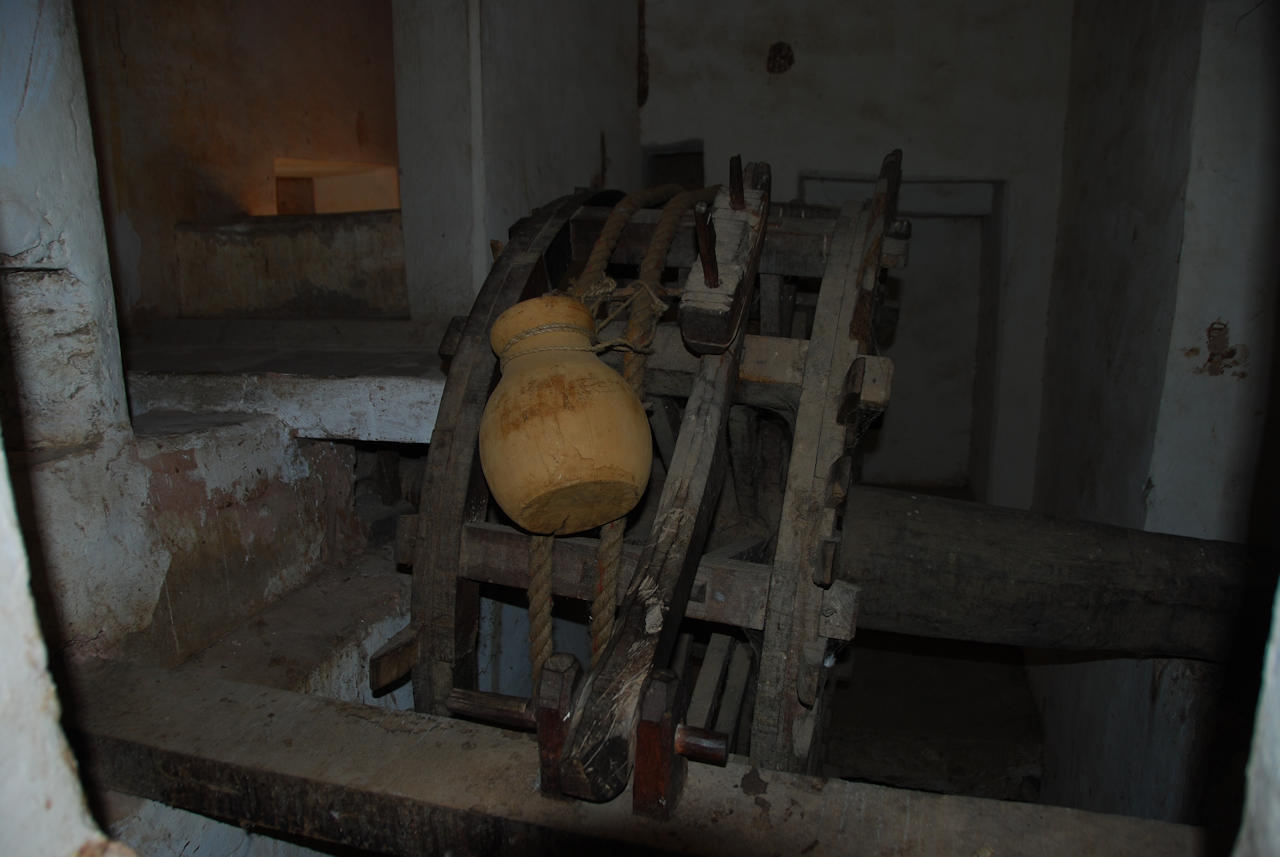 Jaipur 11.11.2014: Machinery to haul up water at  Amber Fort.