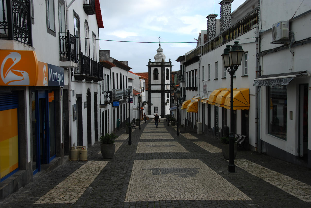 Azores 14.10.2015 - Sao Jorge:  Velas