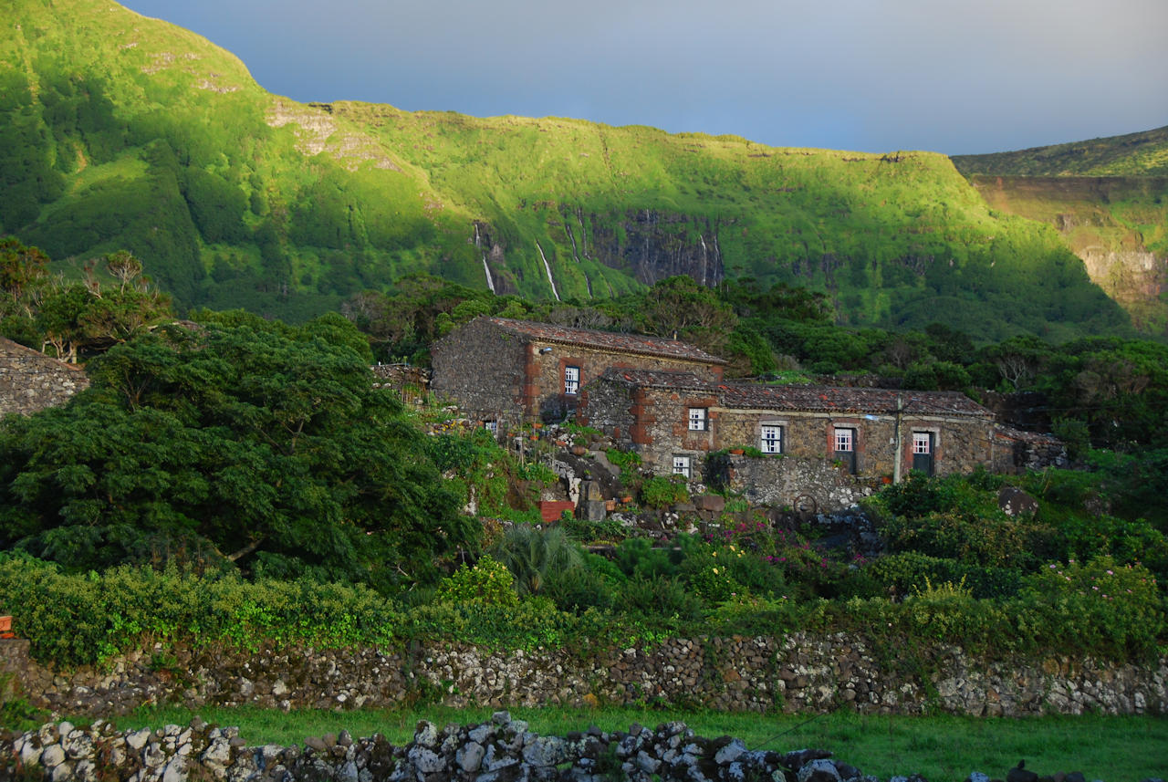 Azores 10.10.2015 - Flores: Aldeia da Cuada.