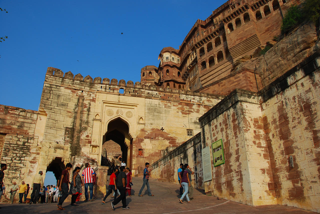 Jodhpur 13.11.2014: Dodh Kangra Pol (left) and Imritia Pol (right).