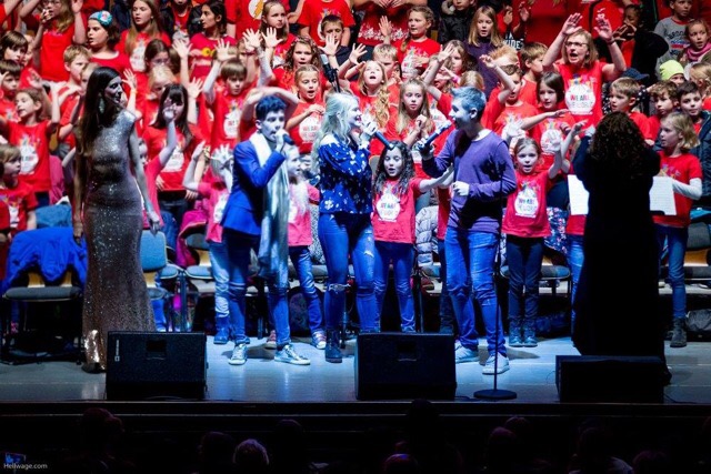 Moderation deutsch Gospel-Schüler-Happening