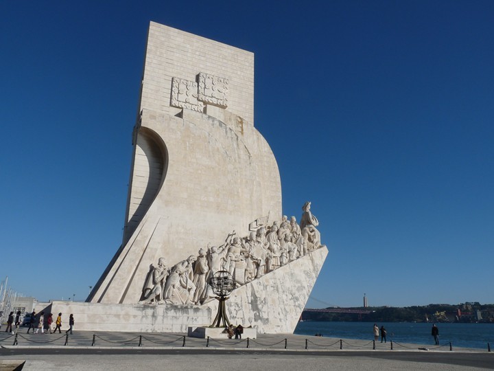 Monument érigé en mémoire des navigateurs