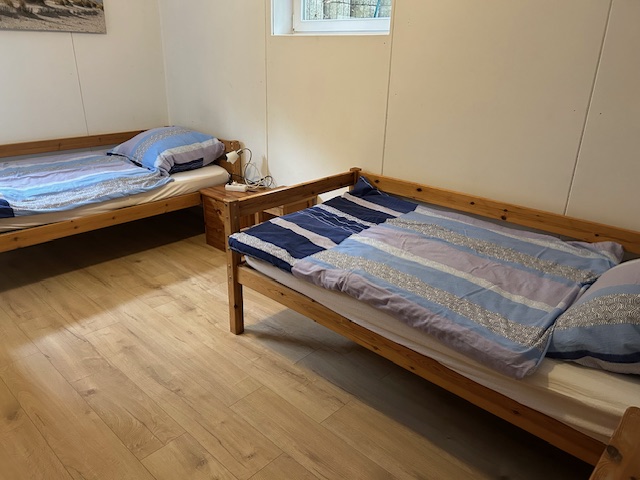 2. Schlafzimmer mit eigenem Bad/WC