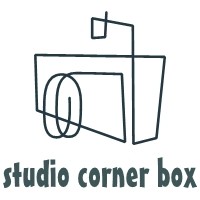 studio corner box
