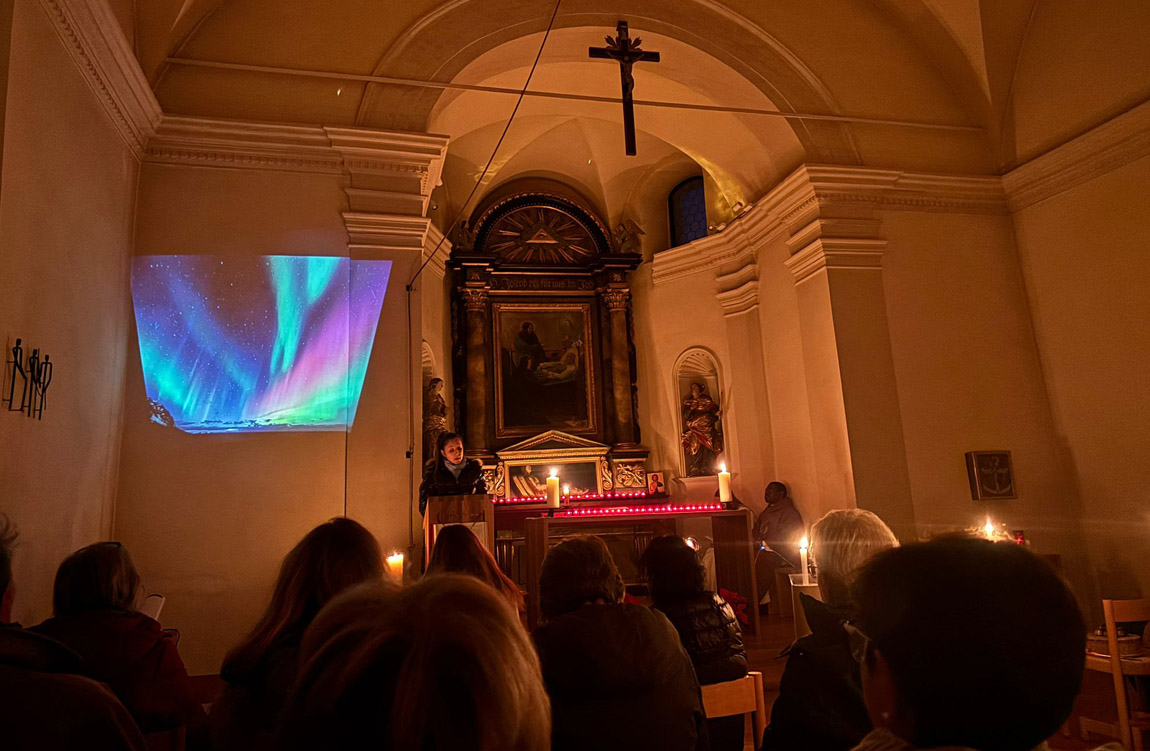 Rorate-Messe - Reise zu den Polarlichtern