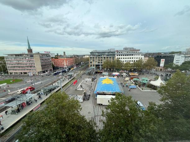 Der Wiener Platz gestern-heute -morgen.