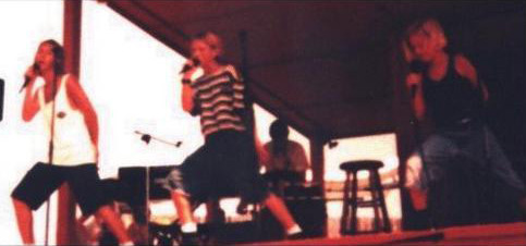 1995, performing at 'Big Splash' waterpark