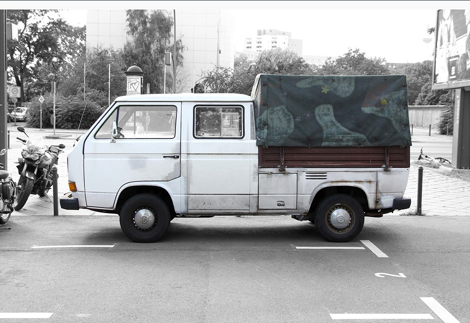 volkswagen vw bus unique urban collection - contemporary art photography - wall art collector - limited edition - oqopo bildkunst berlin 09