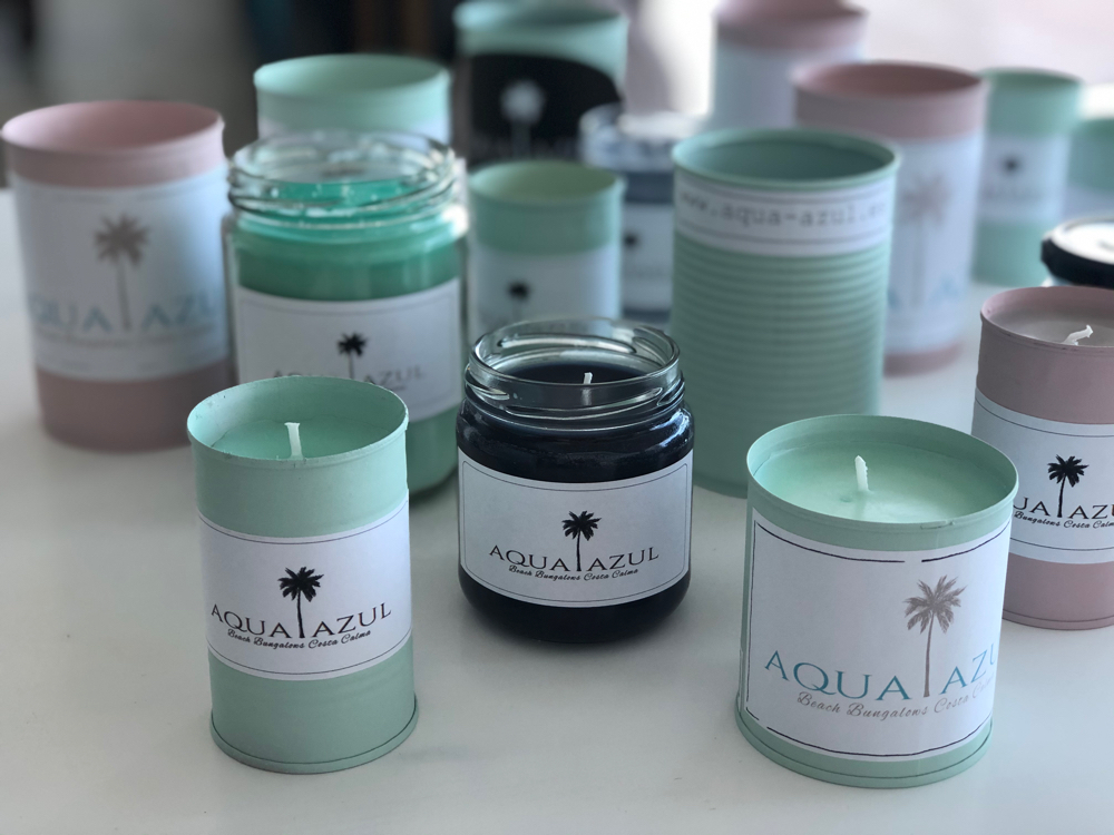 AQUA-AZUL