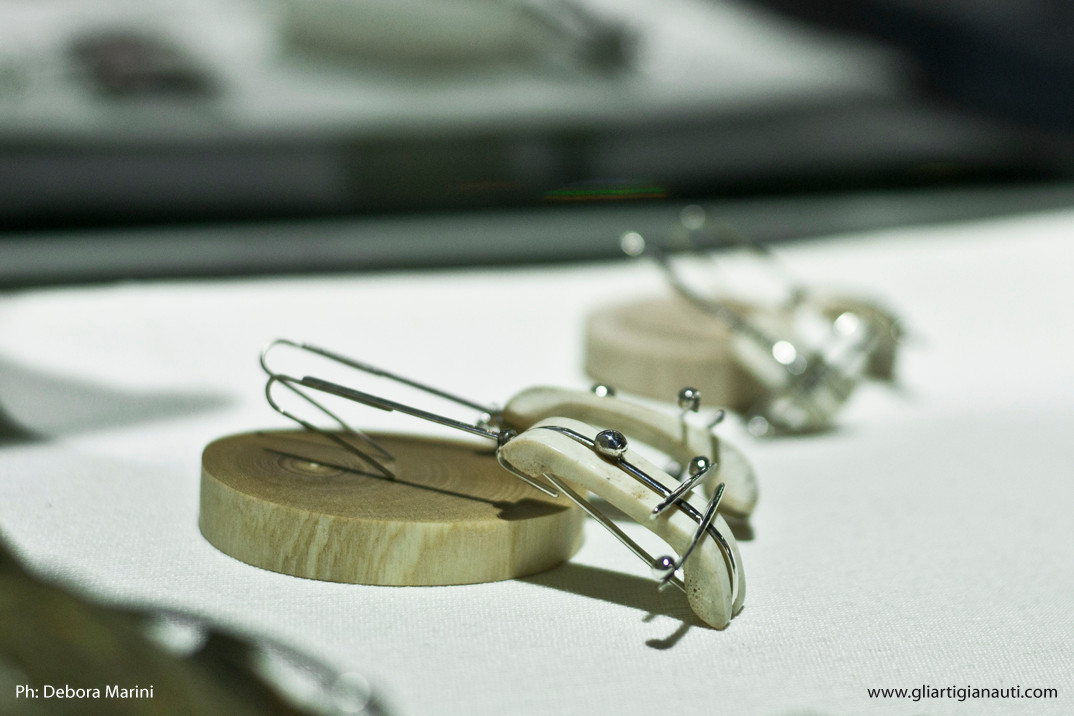HABITAT JEWELS. Gli Eco monili di Alessandra Pasini in mostra ad Abilmente. Linea "Love Season"