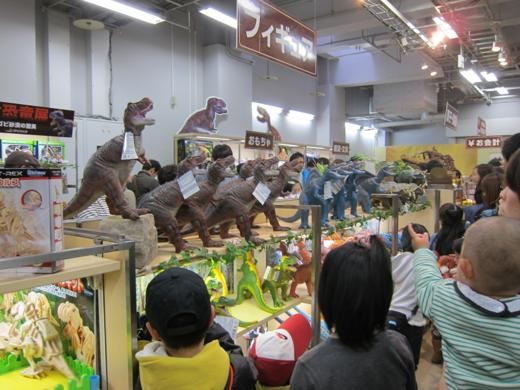 お土産コーナー　大恐竜展