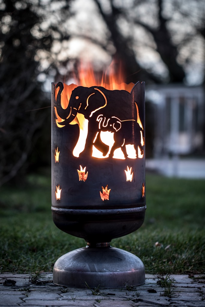 feuerkorb afrika feuertonnen fackeln klopapierfackeln metallkunst und schones fur den garten kaufen bei inselfeuer kunstmarkt