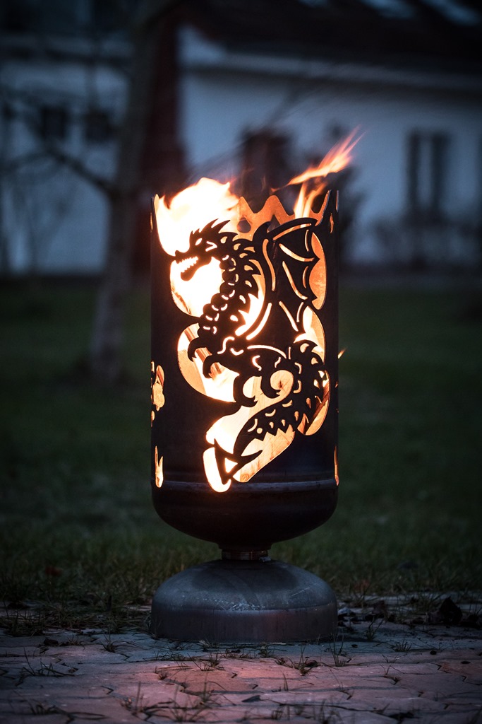 feuerkorb drache keltisch feuertonnen fackeln klopapierfackeln metallkunst und schones fur den garten kaufen bei inselfeuer kunstmarkt