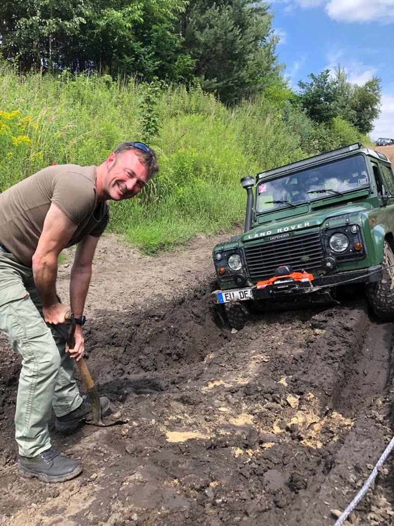 Defender mit Bodenfreiheit