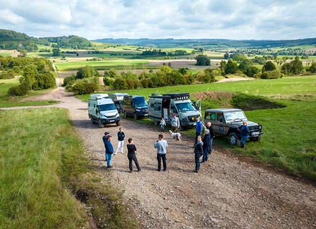 Wohnmobil im Offroad-Training – sichere Fahrtechnik im Gelände üben“