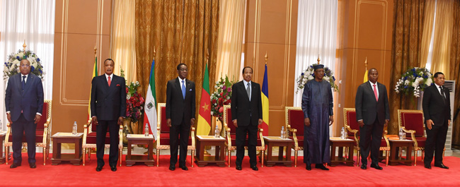 Nkoghe Bekale (PM Gab), Sassou Nguesso (Pdt Cog), Obiang Ngéma (Pdt Geq), Paul Biya (Pdt Cmr), Deby Itno (Pdt Tcd), Faustin Touadéra (Pdt Rca) et Ona Ondo (Pdt Commission)