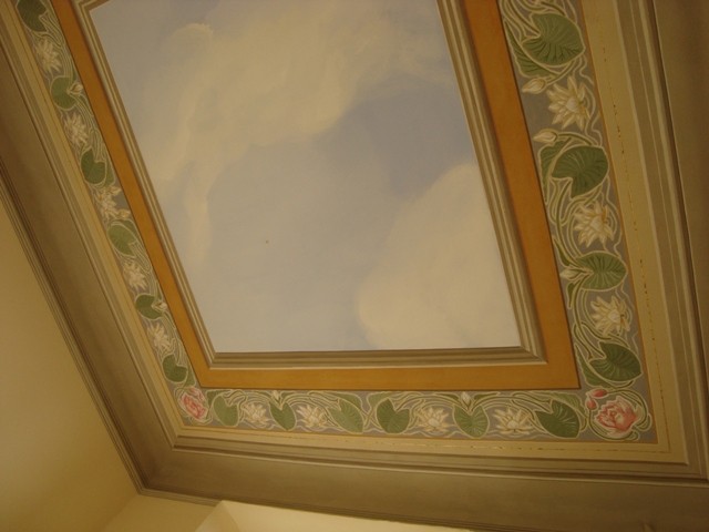Gavirate, soffitto ex-novo con motivi lacustri