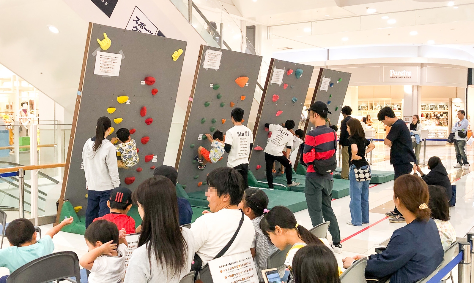 ショッピングモールでのイベントに