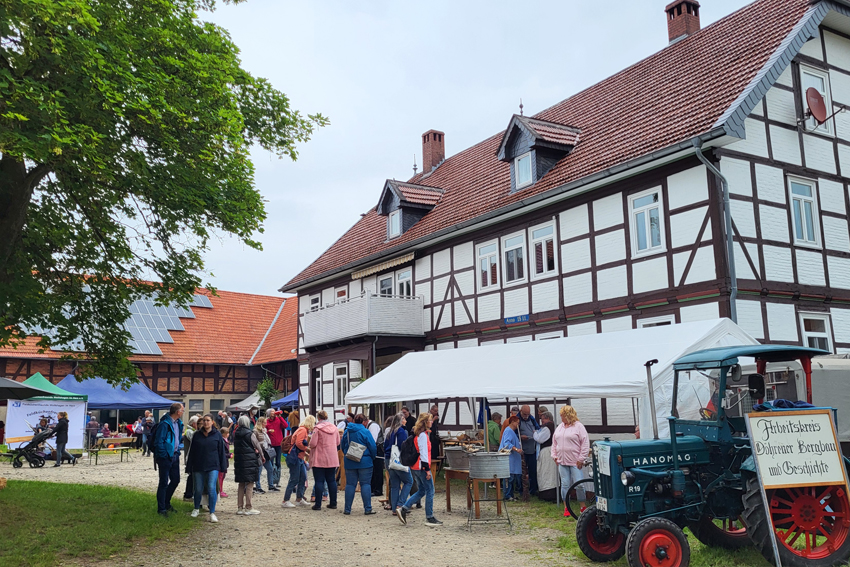 2. Juni 2024 - Sehnde - Handwerksmarkt. Foto: Rosen&Rüben