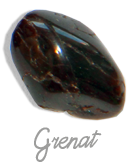 Grenat,  pierre gemme, Pierres de Lumière Saint Rémy de Provence, pierre roulée, pierre brute, galet, lithothérapie, vertus, propriétés, ésotérisme