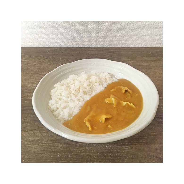 醤油ラーメンスープで作る食堂のカレーライス完成