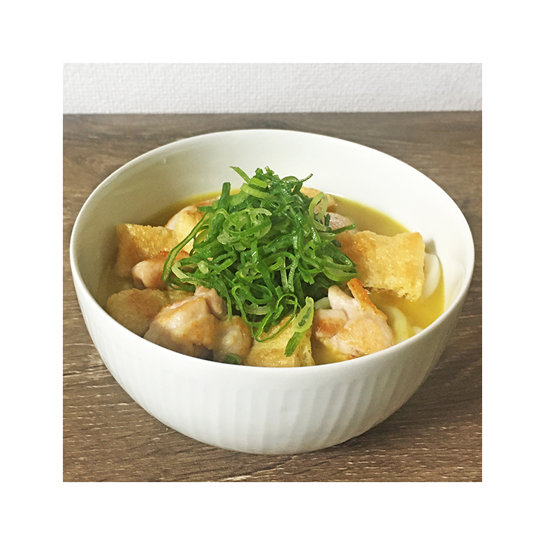 京風の黄色いカレーうどん完成