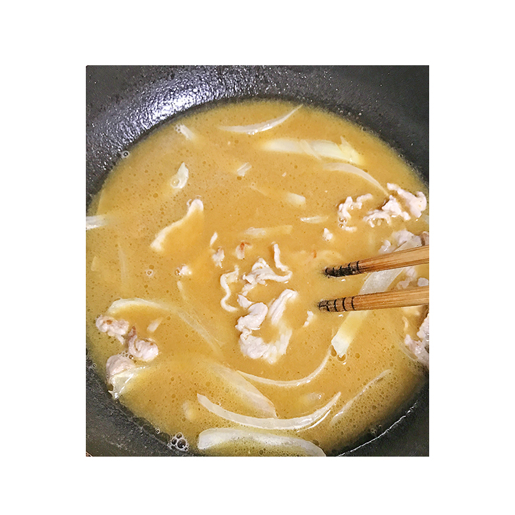 カレールーを溶かしてください