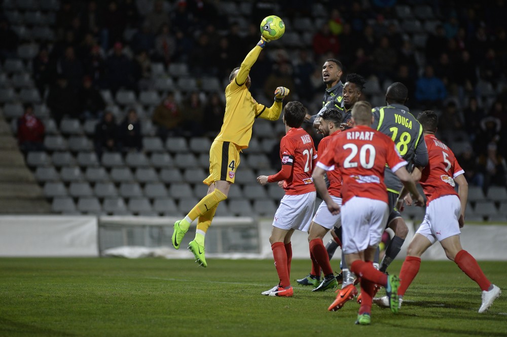 site off nimes olympique