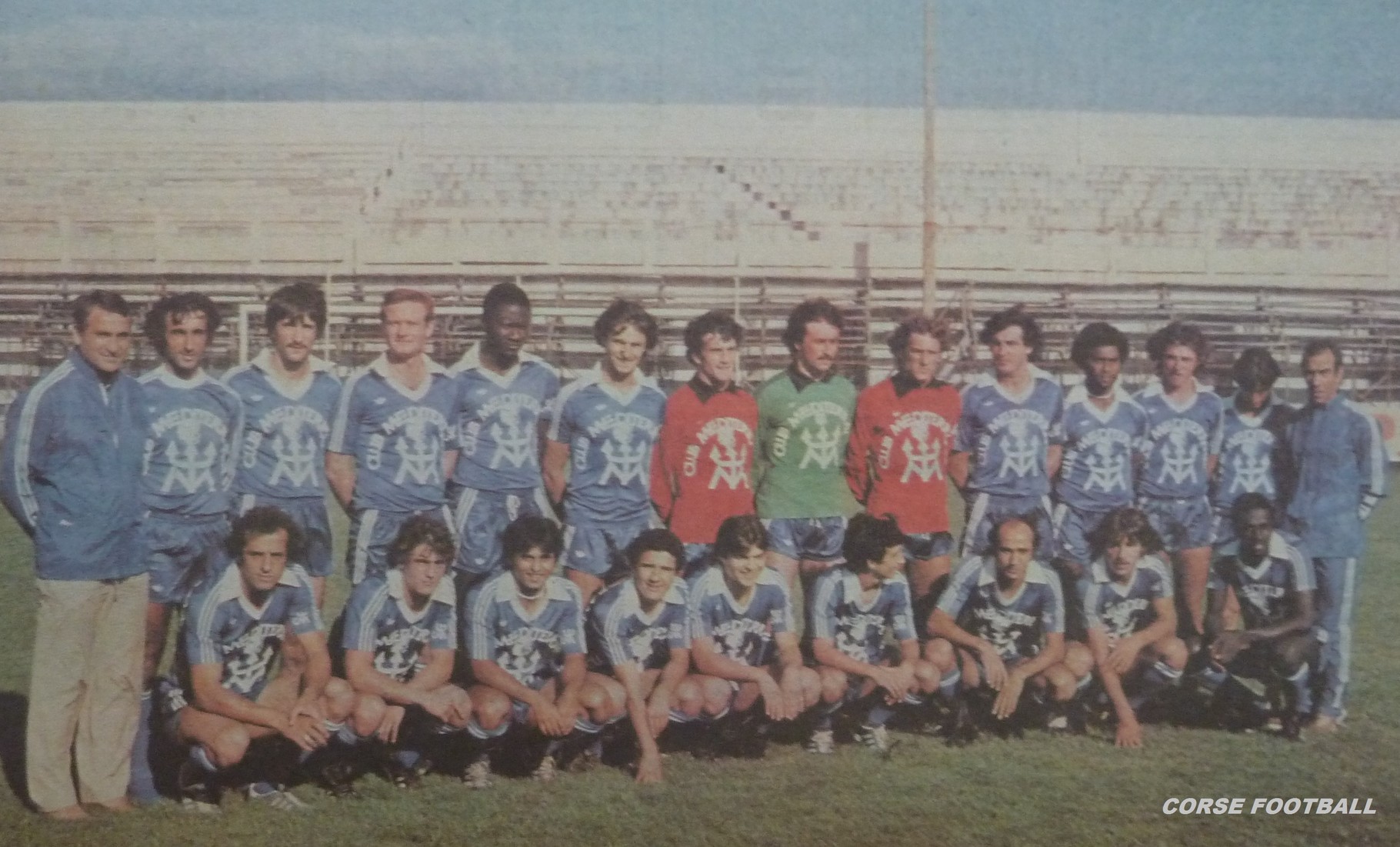 SAISON 19801981 corse football!