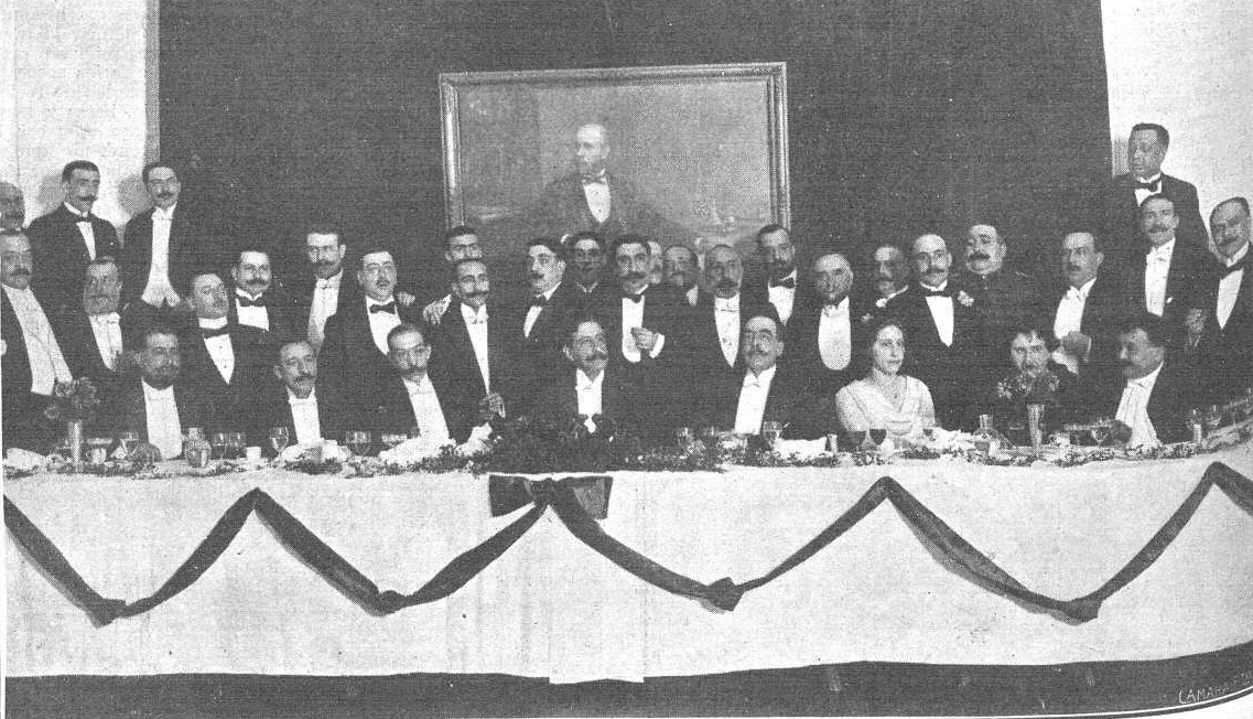 1917: "Femeninas". Contexto periodístico de la columna de Magda Donato en El Imparcial.   