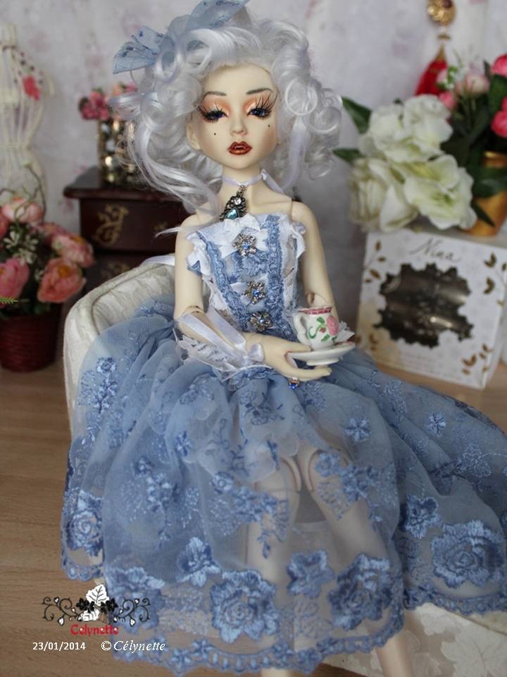 La marquise (collection 2013) pour Narae 40 cm