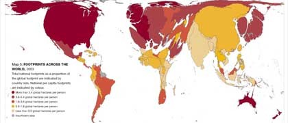 Umsetzung des ökologischen Fußabdrucks auf eine Weltkarte: Rote Länder nehmen die meiste produktive Fläche in Anspruch (mehr als 5,4 Hektar pro Person), hellgelbe am wenigsten (unter 0,9 Hektar)