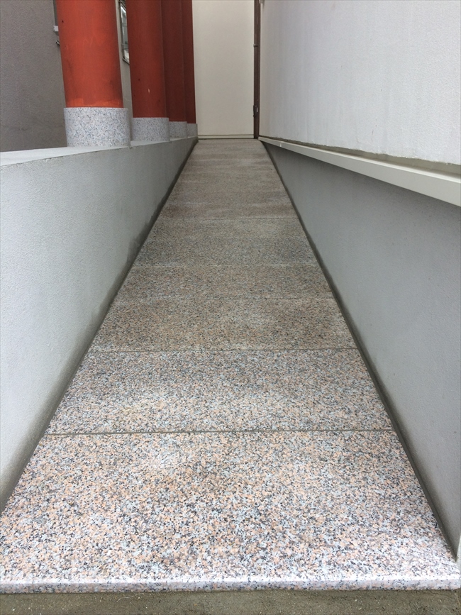 アプローチ：万成石バーナー
