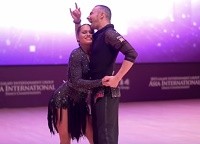 Maurizio Vescovo and Andra Vaidilaite 　