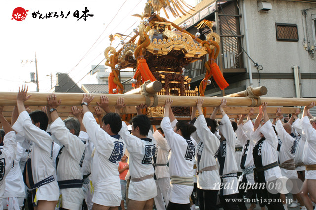 〈東駒形四丁目・町内神輿渡御〉ⓒreal Japan 'on!