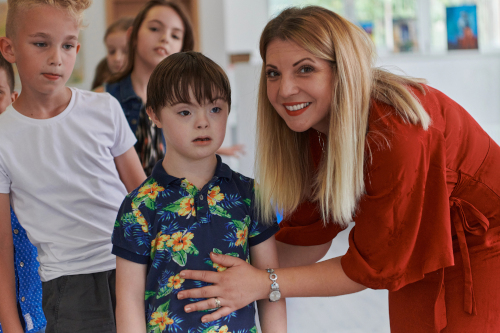 Erleben auch Sie das wundervolle Gefühl, allen Kita-Kindern helfen zu können.