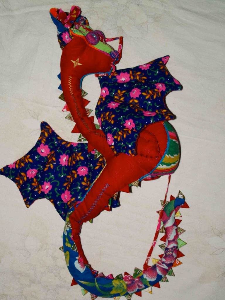 Dragon-Doll ca. 50x 30 cm