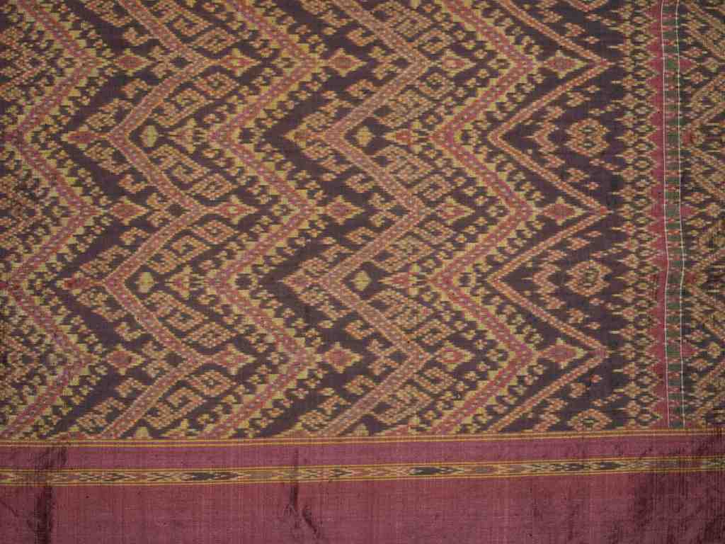 Madmee (Ikat) 92 x 92 cm, Kambodscha