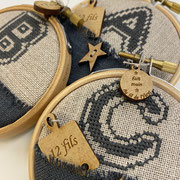 Kit de broderie au point de croix, lin, création au fil de l’Yères, Normandie,