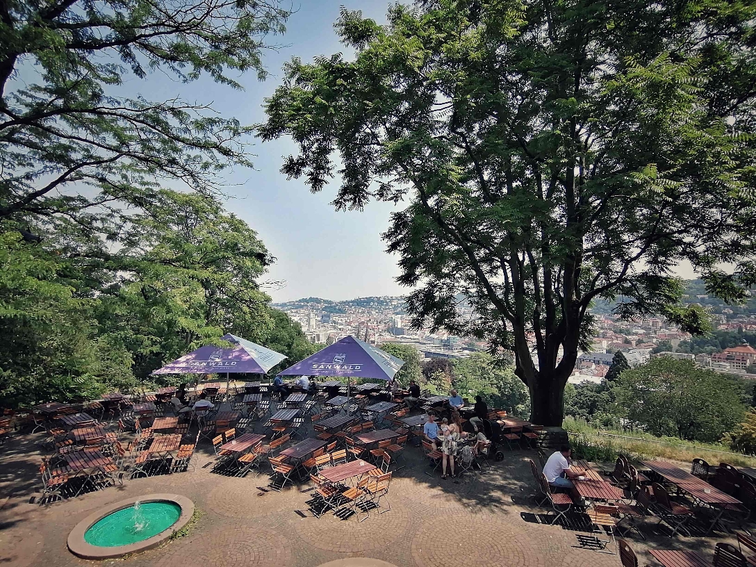 Der Biergarten Tschechen & Söhne auf der Karlshöhe