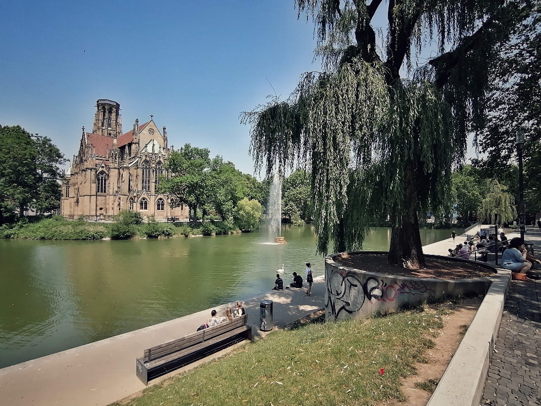 Der Feuersee mit der Johanneskirche