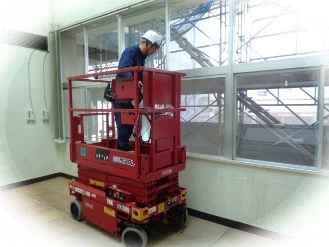 フィルム施工屋のブログ　茨城県神栖市 公共施設飛散防止フィルム施工